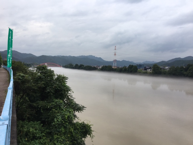 川沿いランニング