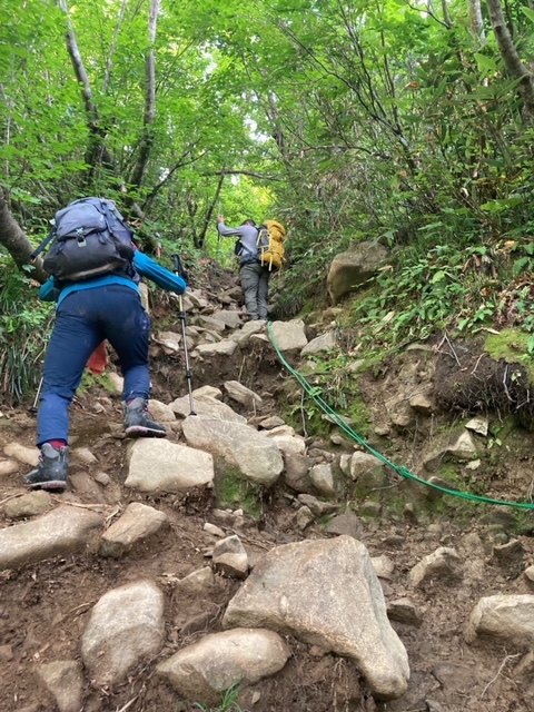 雨飾山登山