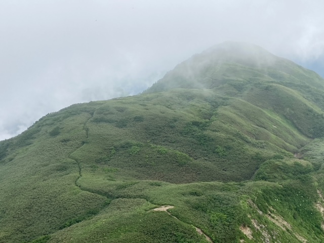 雨飾山登山